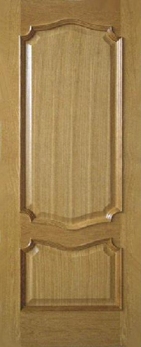 Межкомнатная дверь из дерева со стеклом
